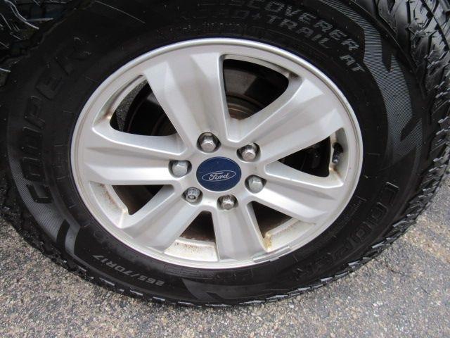 Ford F-150 XL SuperCab 8-ft. Bed 4WD 2015
