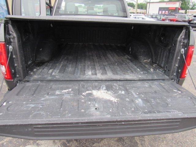 Ford F-150 XL SuperCab 8-ft. Bed 4WD 2015