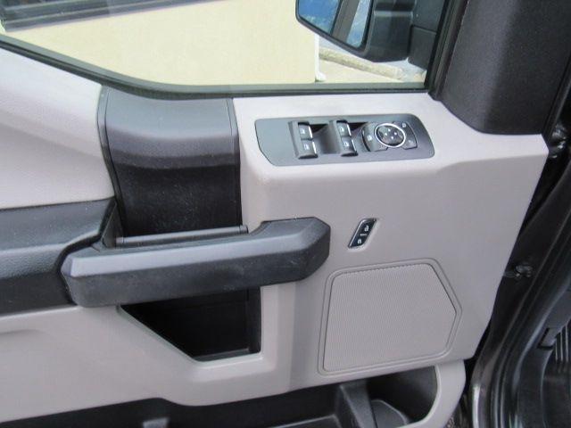Ford F-150 XL SuperCab 8-ft. Bed 4WD 2015