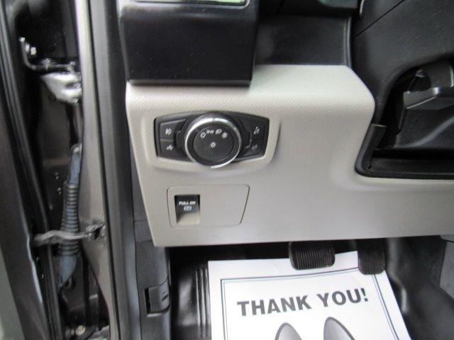 Ford F-150 XL SuperCab 8-ft. Bed 4WD 2015