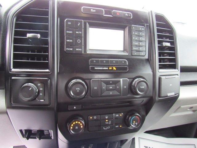 Ford F-150 XL SuperCab 8-ft. Bed 4WD 2015