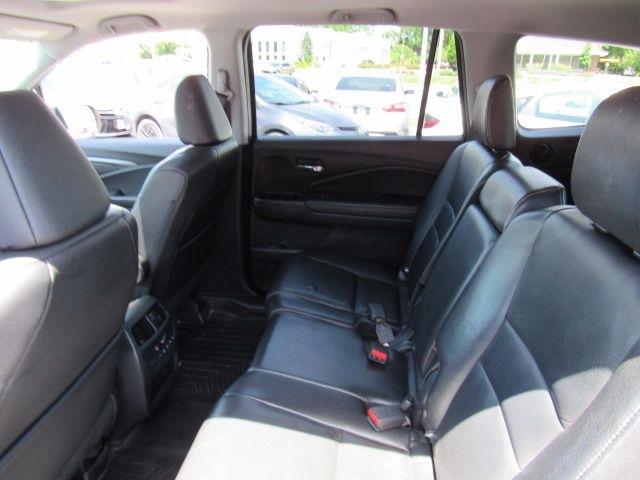 Honda Pilot EX-L w/Honda Sensing AWD 2017