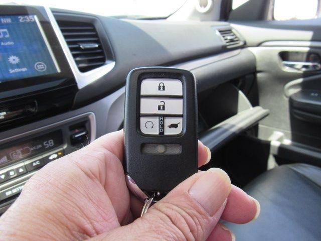 Honda Pilot EX-L w/Honda Sensing AWD 2017
