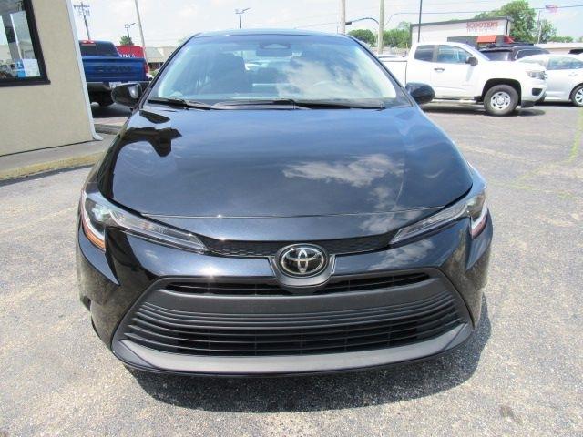 Toyota Corolla LE 2025