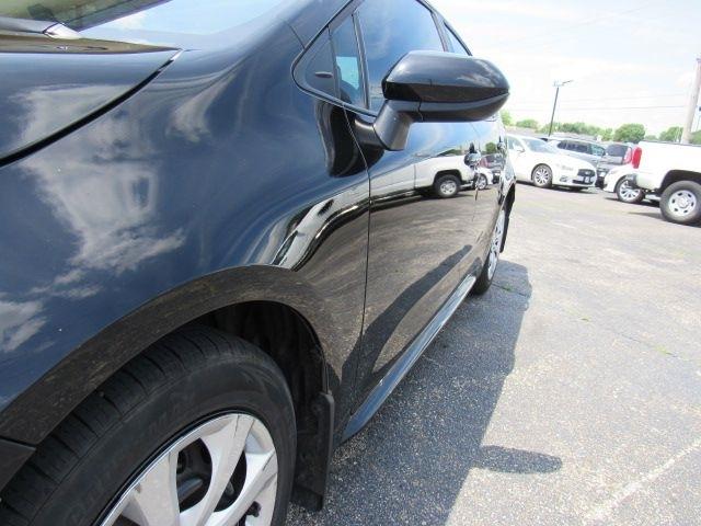 Toyota Corolla LE 2025