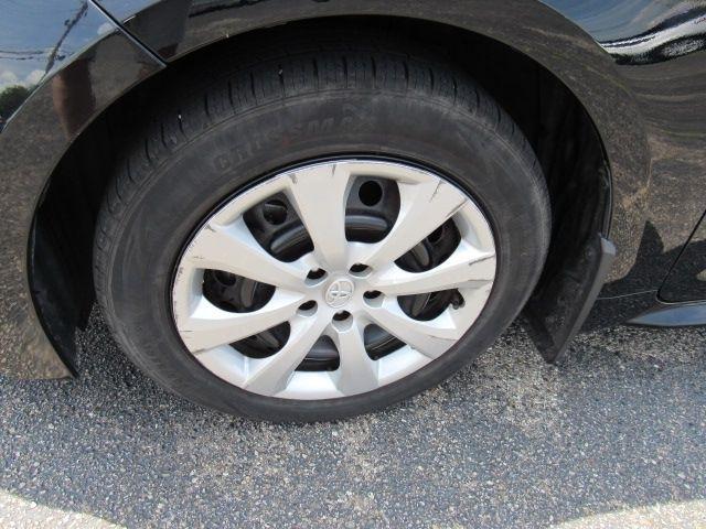 Toyota Corolla LE 2025