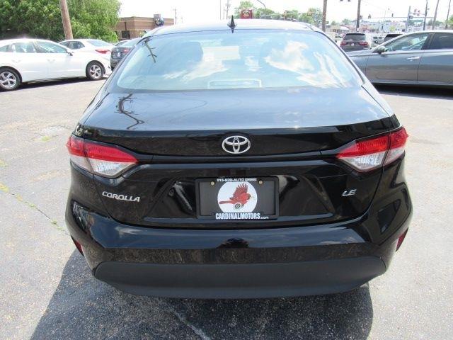Toyota Corolla LE 2025