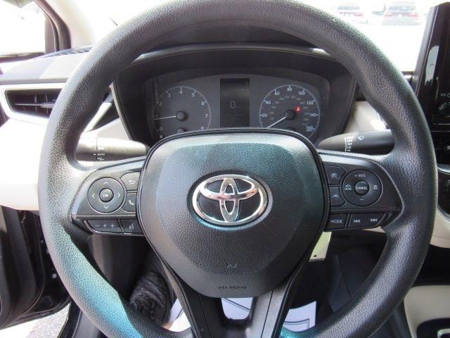Toyota Corolla LE 2025