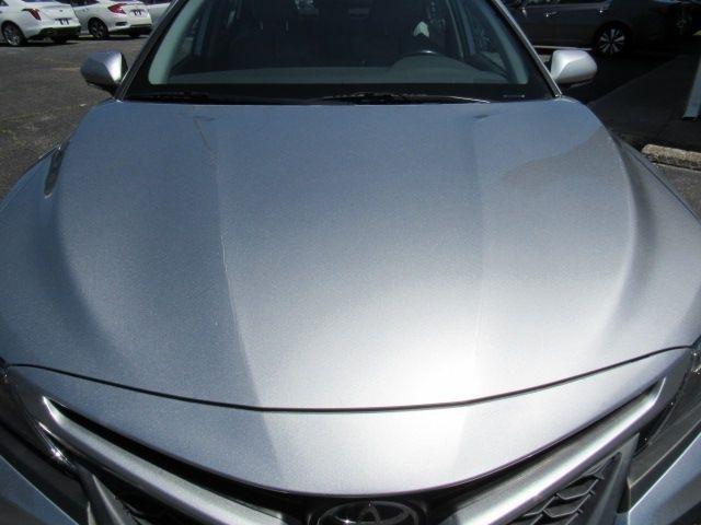Toyota Camry SE 2022