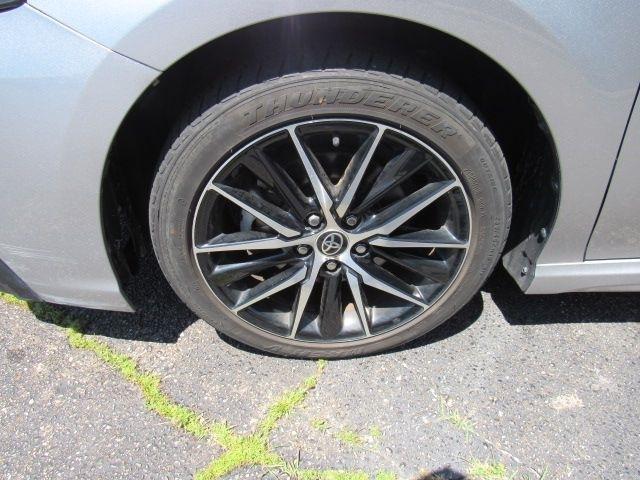 Toyota Camry SE 2022