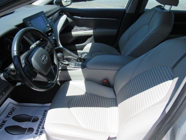 Toyota Camry SE 2022