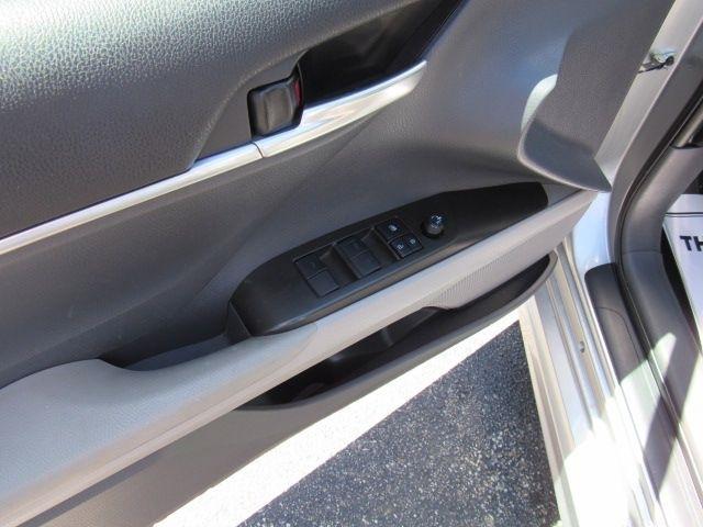 Toyota Camry SE 2022