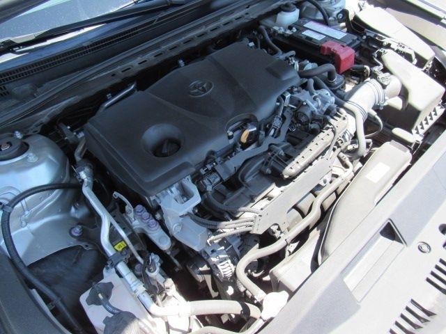 Toyota Camry SE 2022