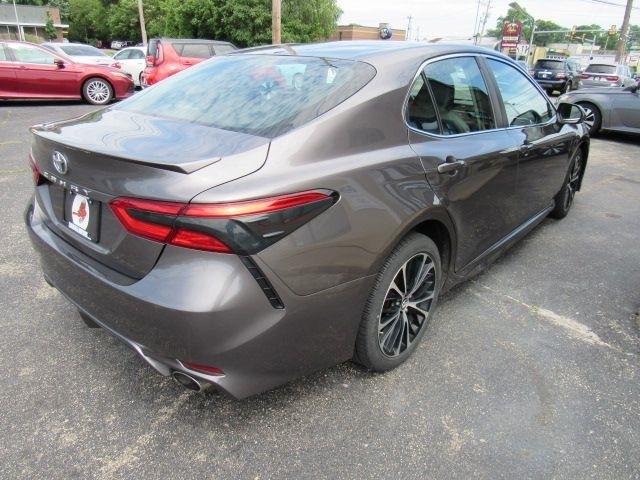 Toyota Camry LE 2018