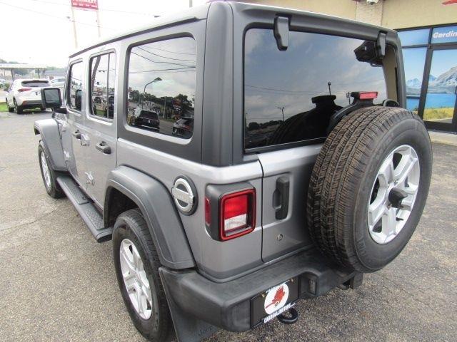 Jeep Wrangler Unlimited Sport 2018
