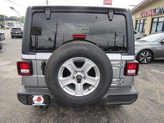 Jeep Wrangler Unlimited Sport 2018