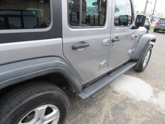 Jeep Wrangler Unlimited Sport 2018