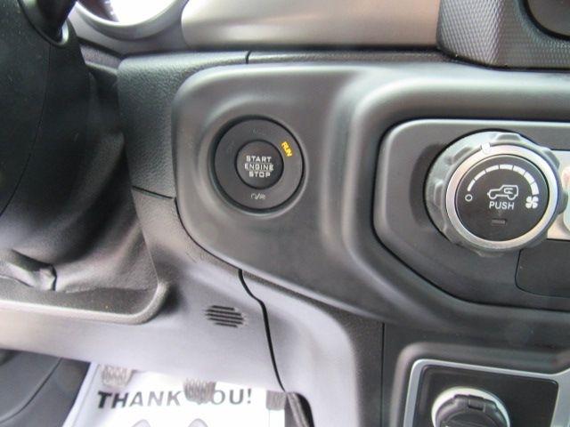 Jeep Wrangler Unlimited Sport 2018