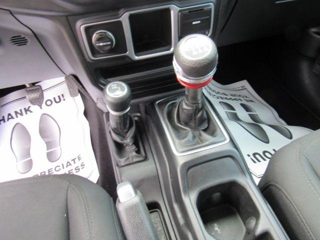 Jeep Wrangler Unlimited Sport 2018