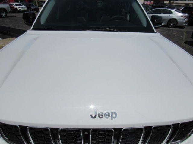 Jeep Grand Cherokee L Limited 4WD 2023