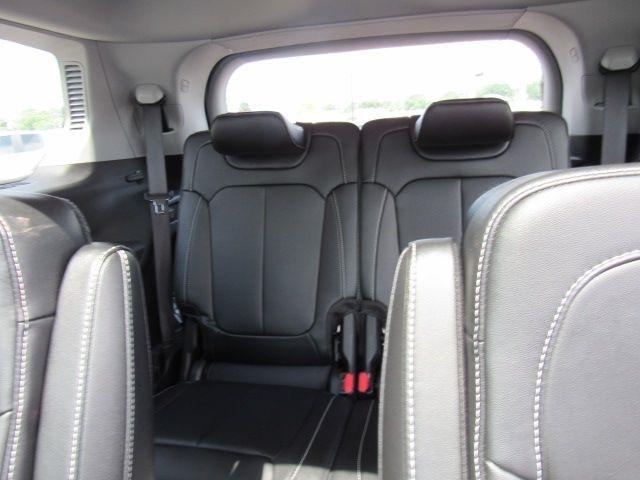 Jeep Grand Cherokee L Limited 4WD 2023