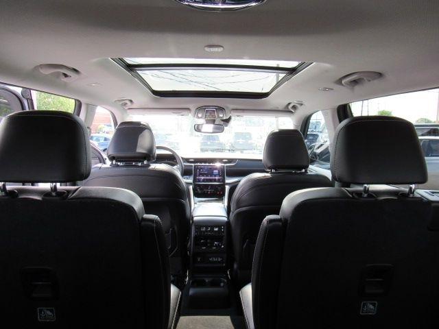 Jeep Grand Cherokee L Limited 4WD 2023
