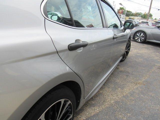 Toyota Camry LE 2018