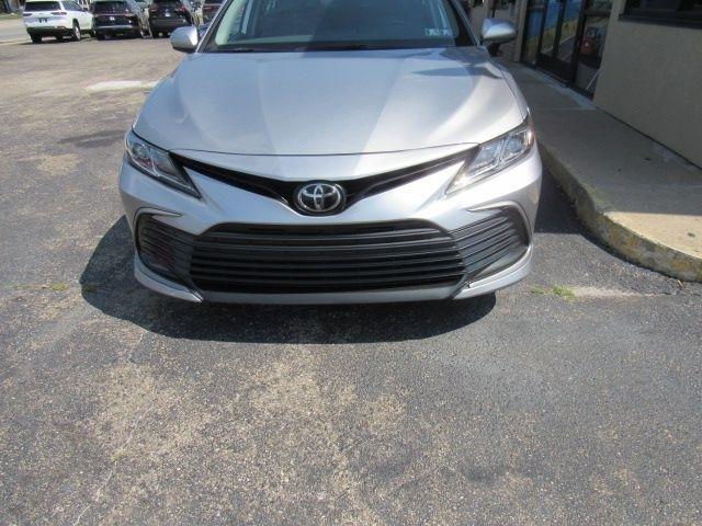 Toyota Camry LE 2021