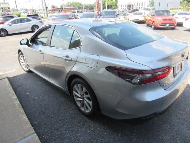 Toyota Camry LE 2021