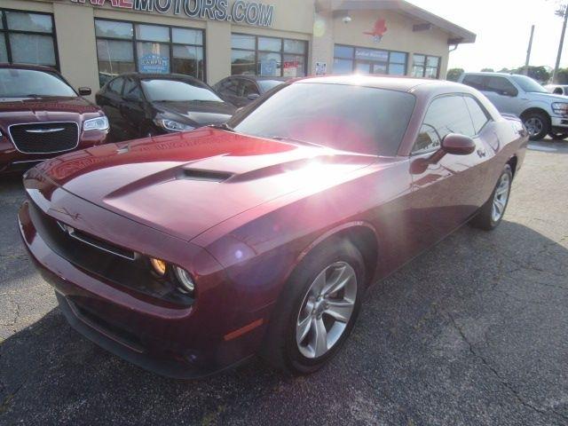 Dodge Challenger SXT 2021