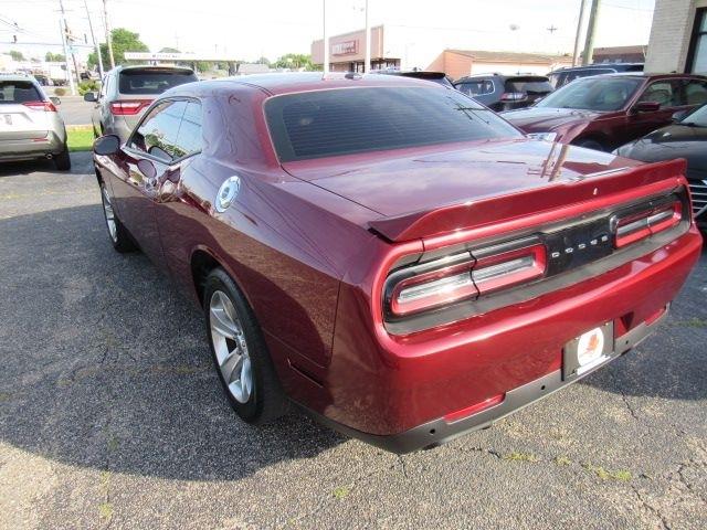 Dodge Challenger SXT 2021