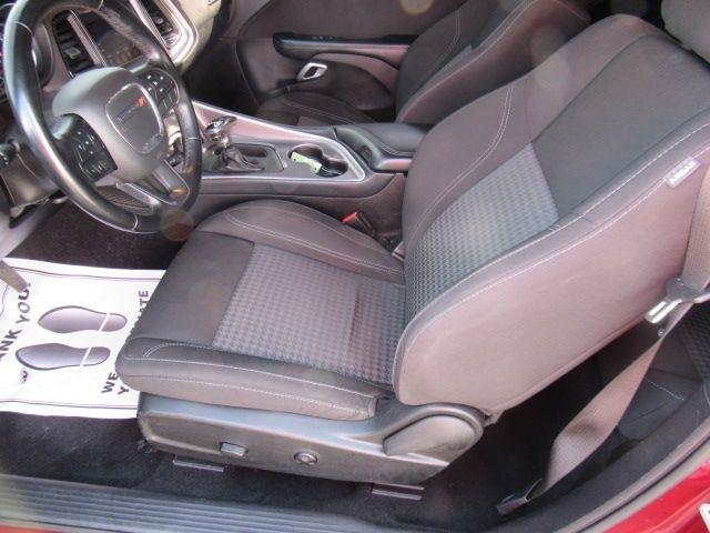Dodge Challenger SXT 2021