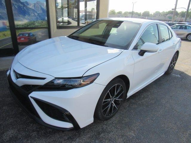 Toyota Camry SE Nightshade Edition 2022
