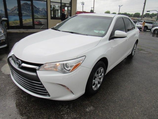 Toyota Camry LE 2017