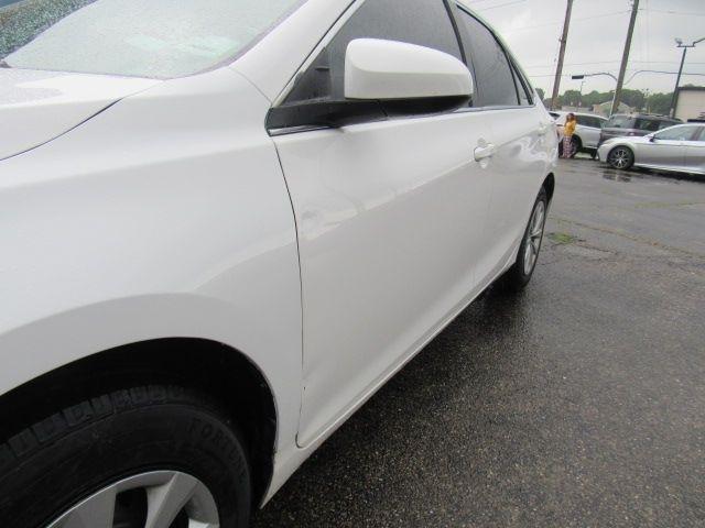 Toyota Camry LE 2017