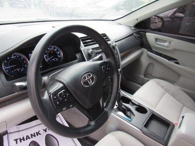 Toyota Camry LE 2017