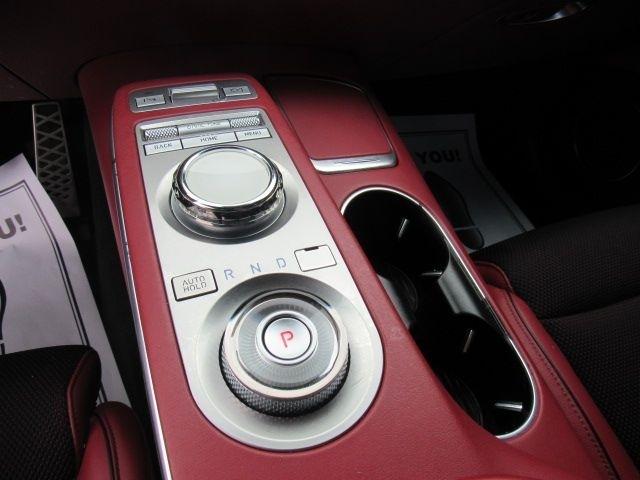 Genesis GV70 2.5T 2022