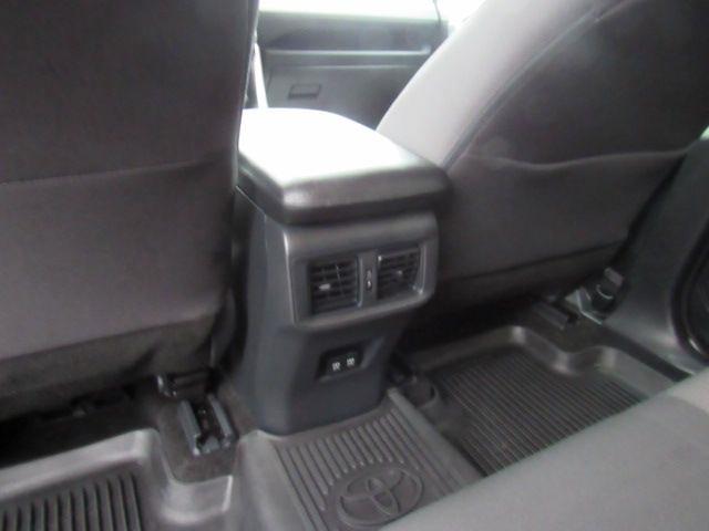 Toyota RAV4 XLE AWD 2019