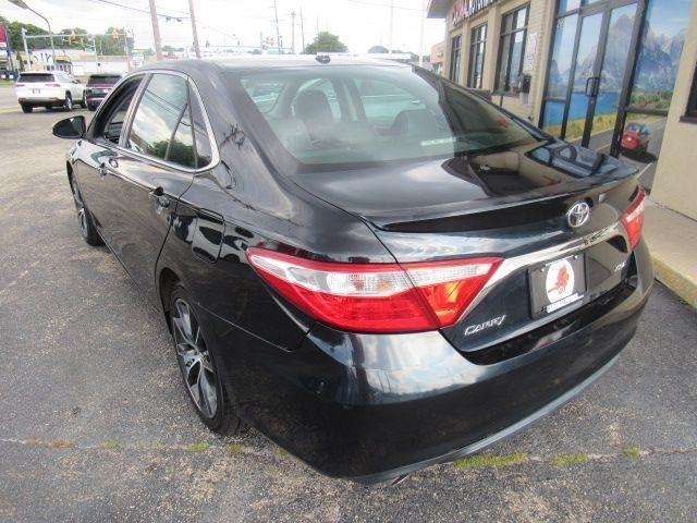 Toyota Camry XLE V6 2015