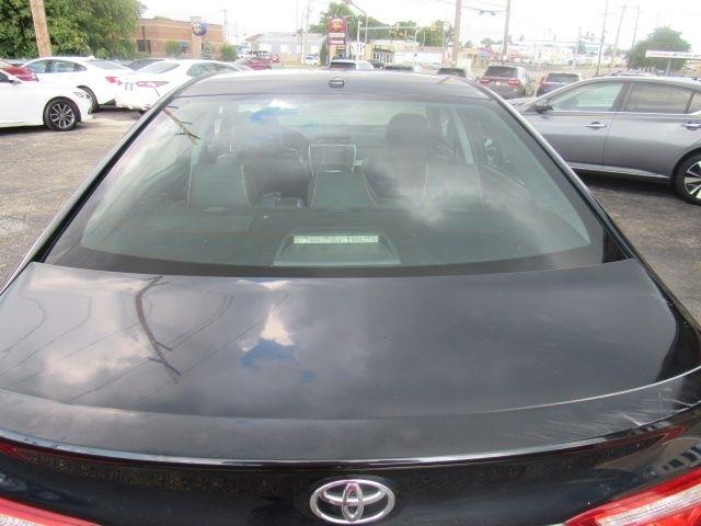 Toyota Camry XLE V6 2015