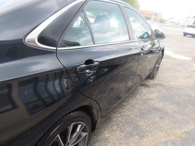 Toyota Camry XLE V6 2015