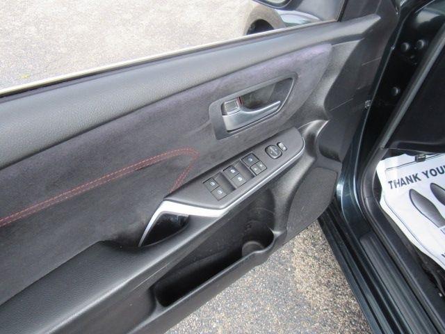 Toyota Camry XLE V6 2015