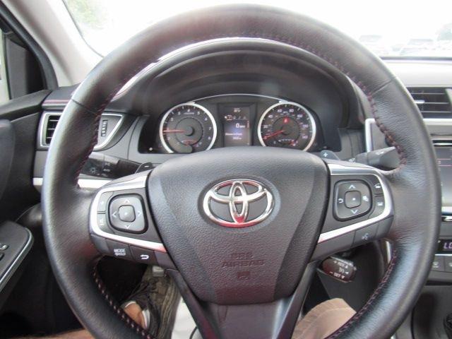 Toyota Camry XLE V6 2015