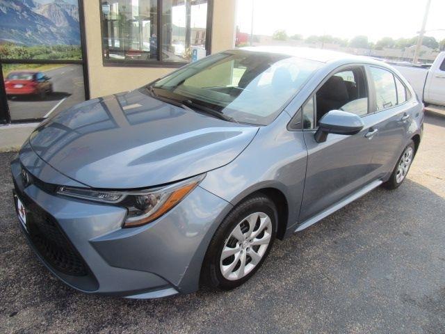 Toyota Corolla LE 2022