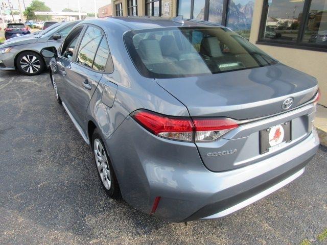 Toyota Corolla LE 2022