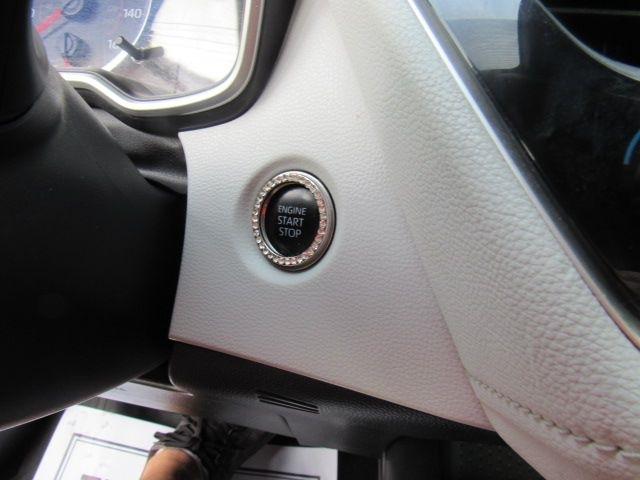 Toyota Corolla SE Hatchback CVT 2021