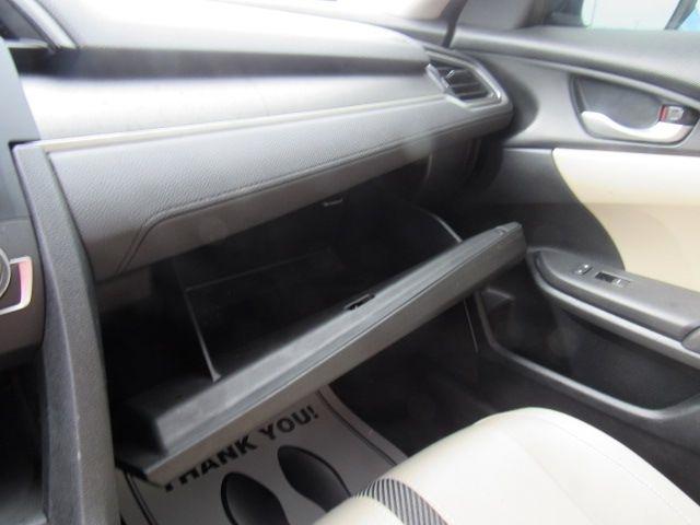 Honda Civic LX Sedan CVT 2017