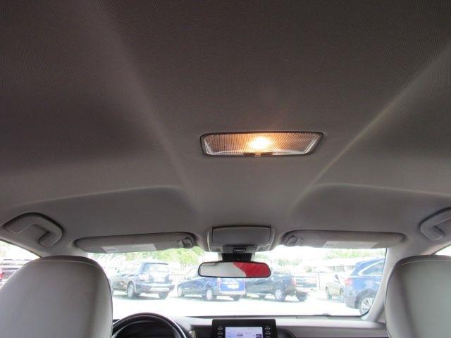 Toyota Camry SE Nightshade Edition 2022