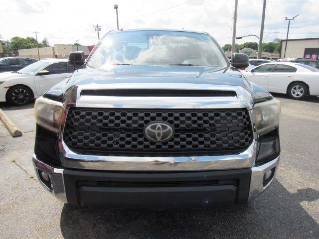 Toyota Tundra SR5 5.7L V8 Double Cab 2WD 2018