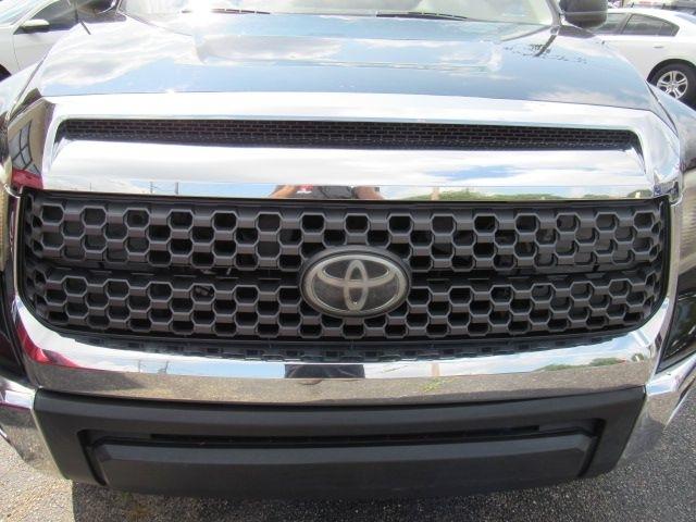 Toyota Tundra SR5 5.7L V8 Double Cab 2WD 2018